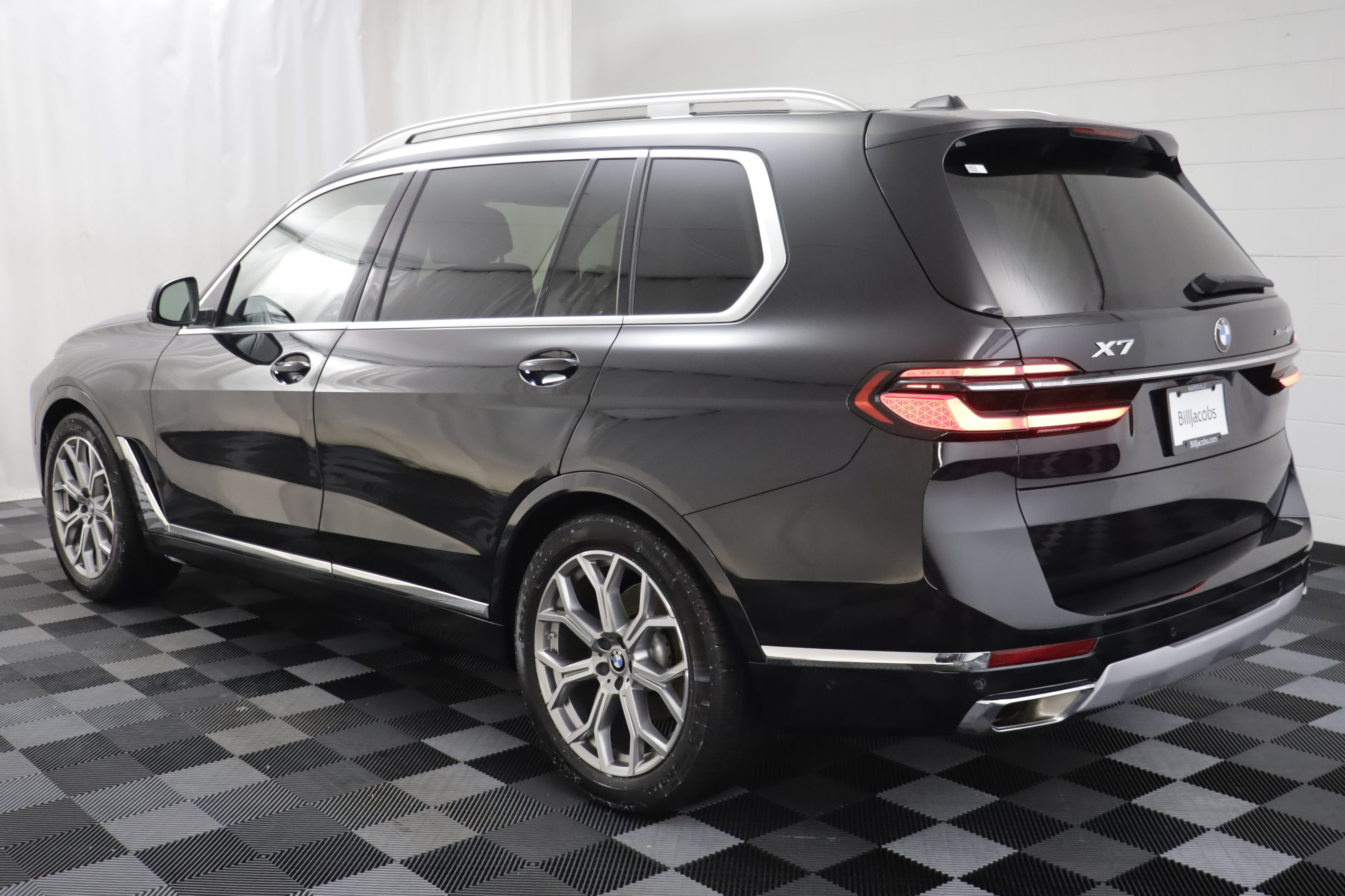 Used 2023 BMW X7 xDrive40i w/ Premium Package AWD/4WD image 15