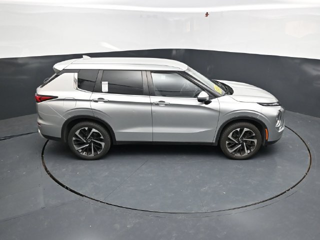 Used 2024 Mitsubishi Outlander SE FWD image 51