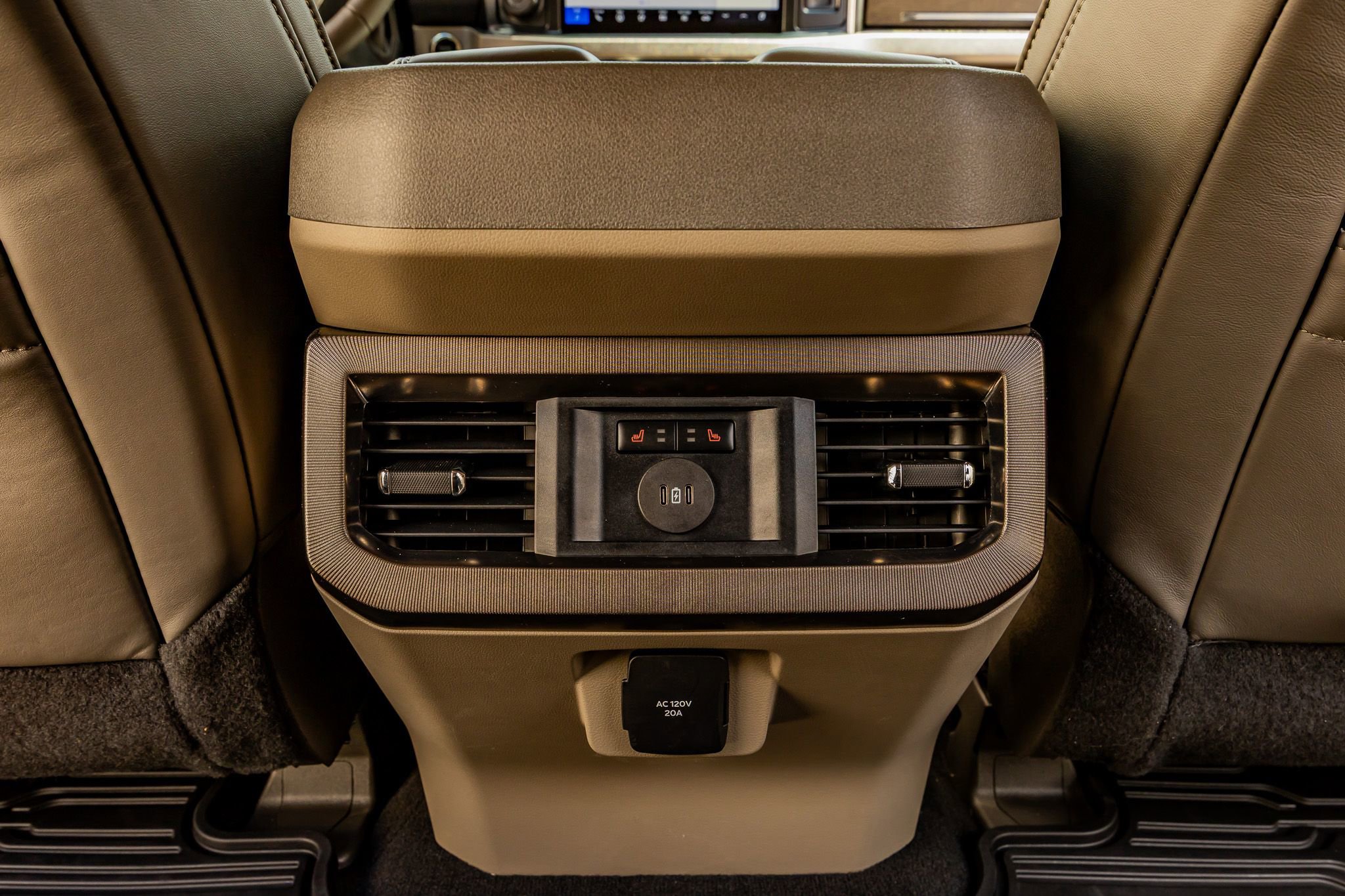 Used 2026 Ford F450 Platinum w/ Platinum Plus Package image 33