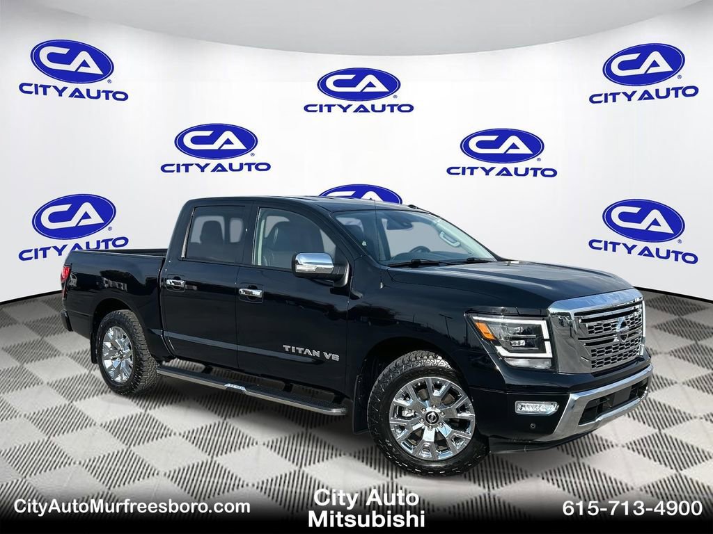 Used 2020 Nissan Titan SL image 1