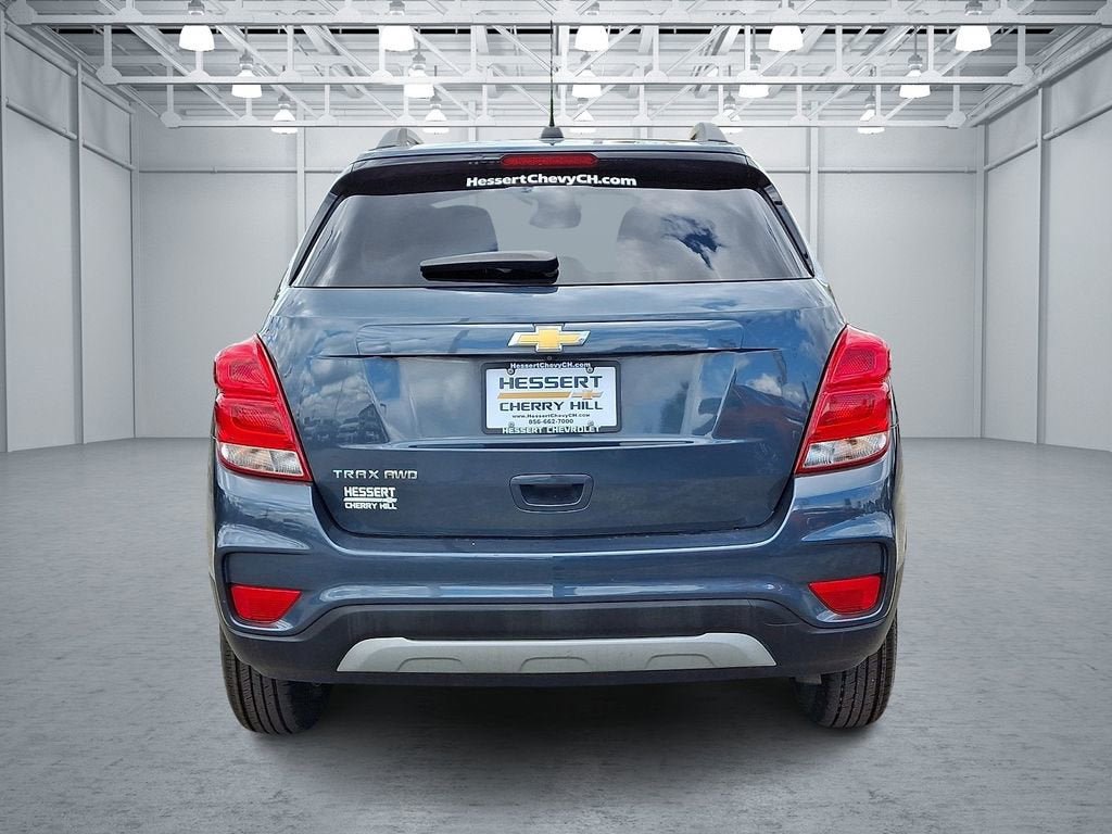 Certified 2022 Chevrolet Trax LT w/ LT Convenience Package AWD/4WD image 6