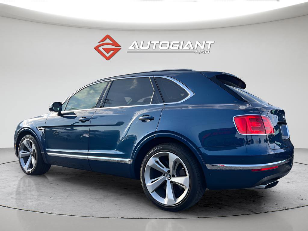 Used 2018 Bentley Bentayga AWD/4WD image 4