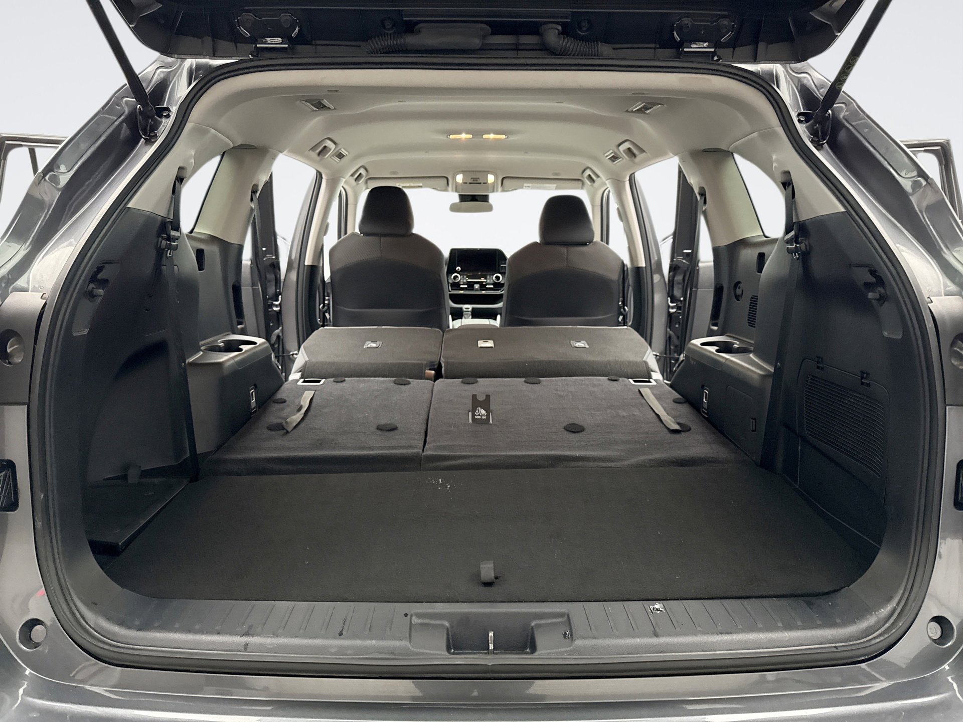 Used 2023 Toyota Highlander L image 23