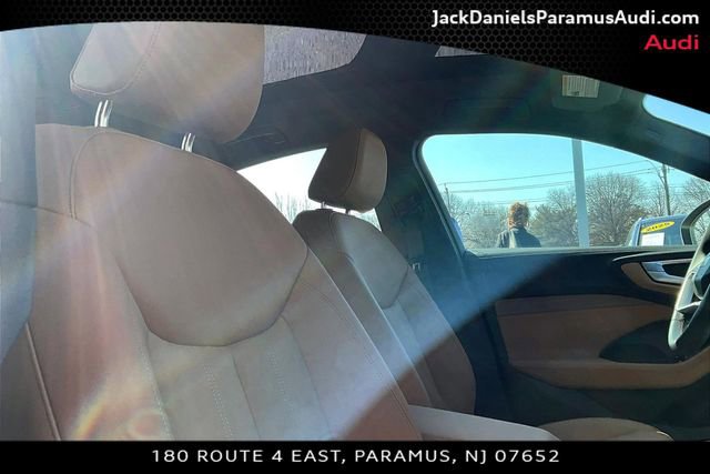 Used 2025 Audi A5 2.0T Premium w/ Convenience Package image 7