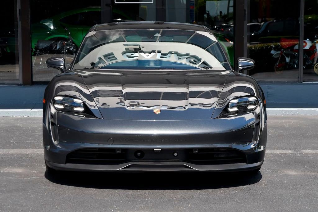 Used 2020 Porsche Taycan 4S image 7