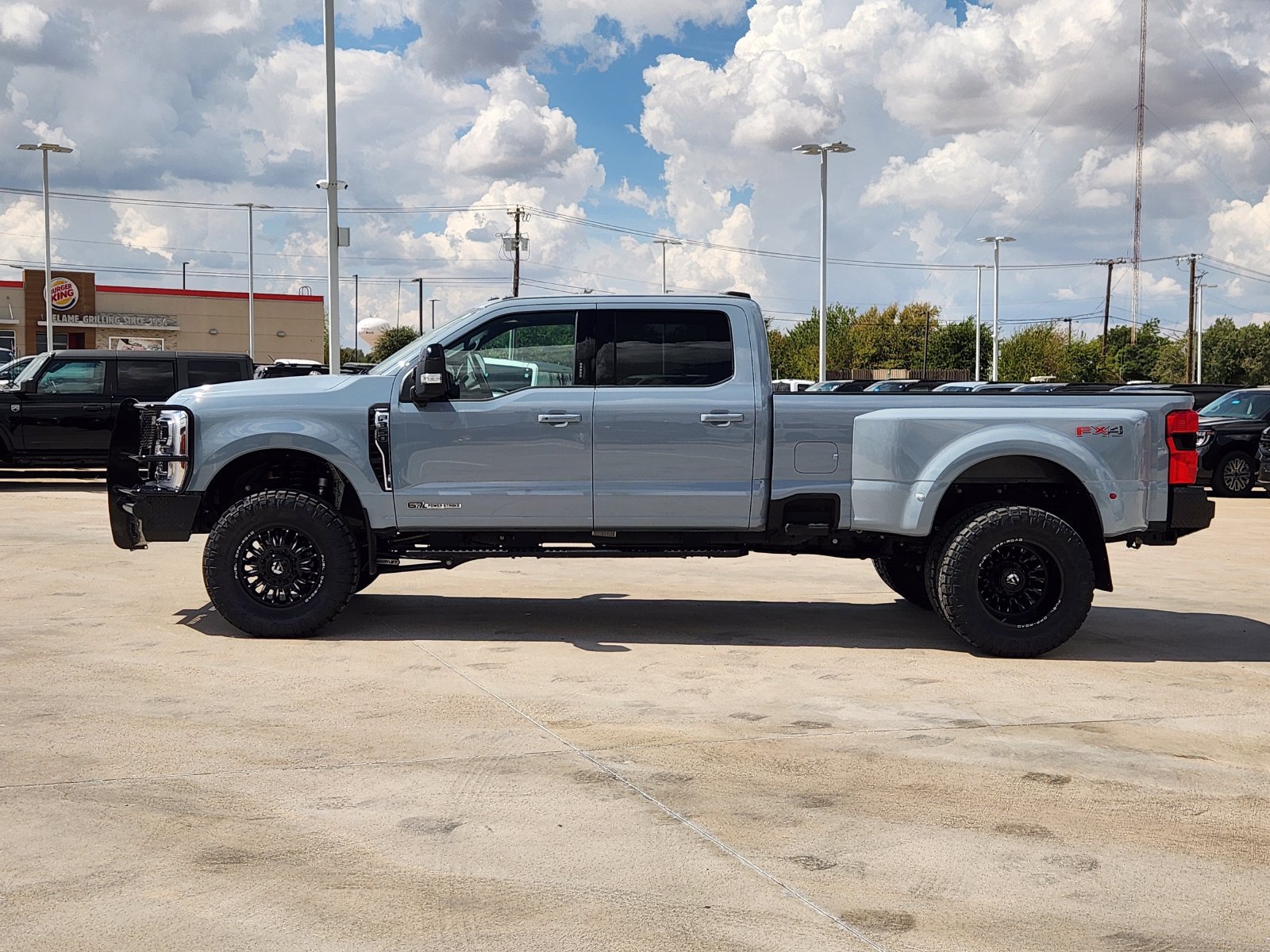 New 2026 Ford F350 Lariat w/ Lariat Premium Package AWD/4WD image 3