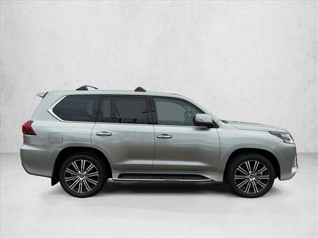 Used 2018 Lexus LX 570 4WD image 4