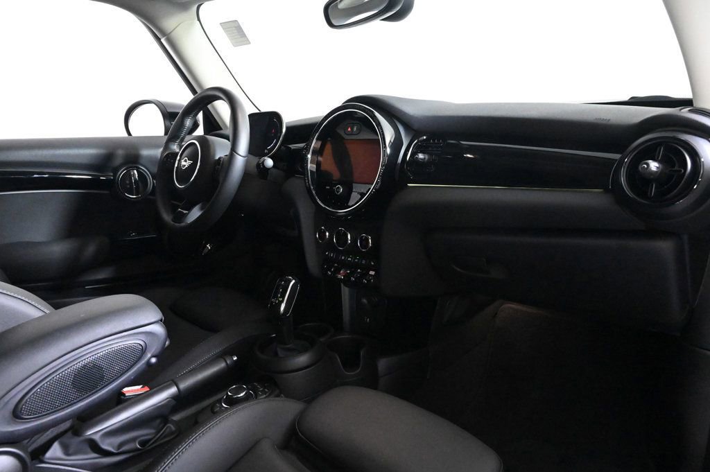 Used 2023 MINI Cooper S image 15