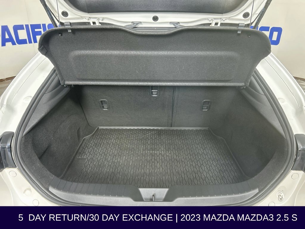 Used 2023 MAZDA MAZDA3 s FWD image 31