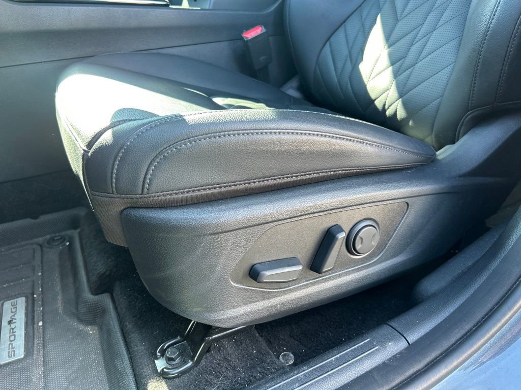 Used 2025 Kia Sportage X-Line image 13
