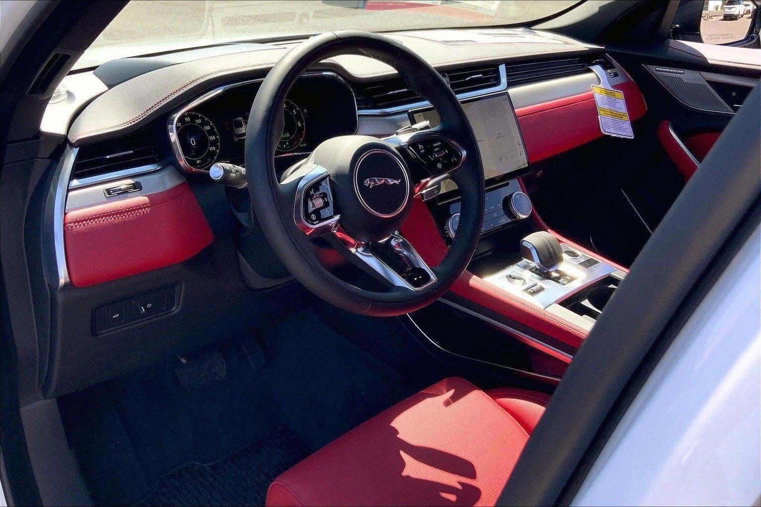 New 2026 Jaguar F-PACE R-Dynamic S AWD/4WD image 8