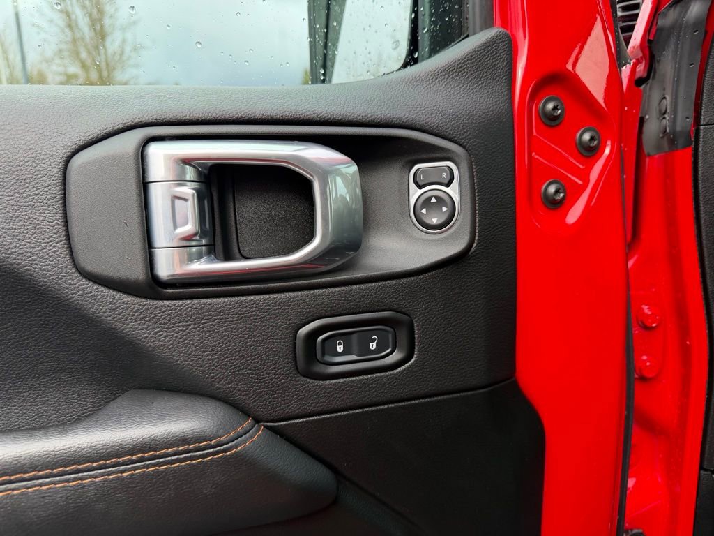 Used 2022 Jeep Gladiator Mojave image 13