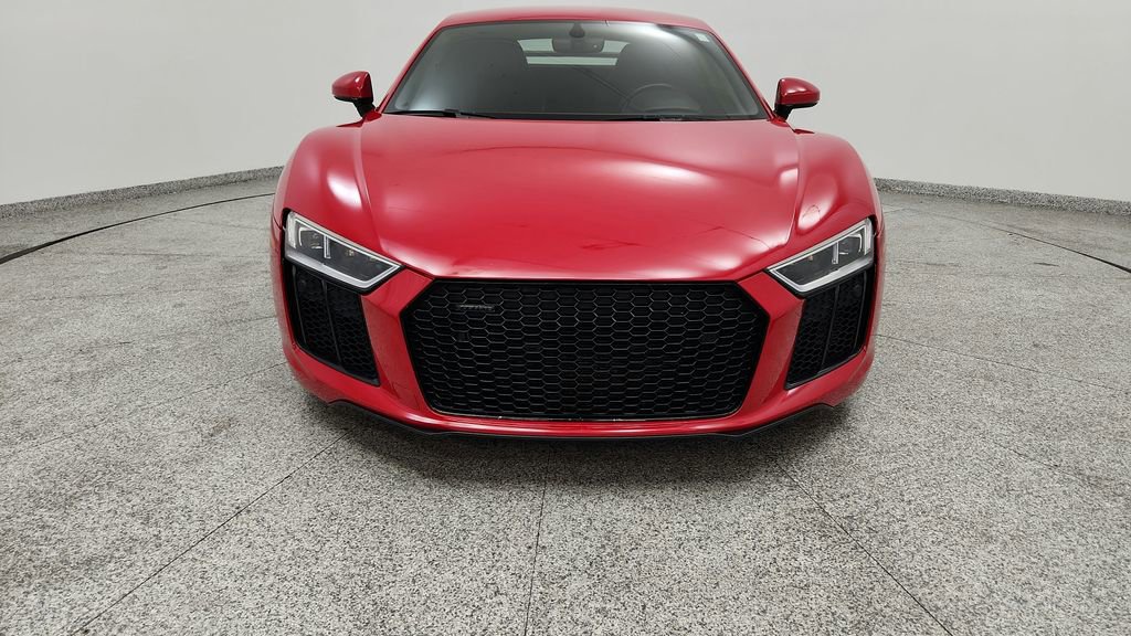 Used 2017 Audi R8 V10 w/ Carbon Exterior Package image 9