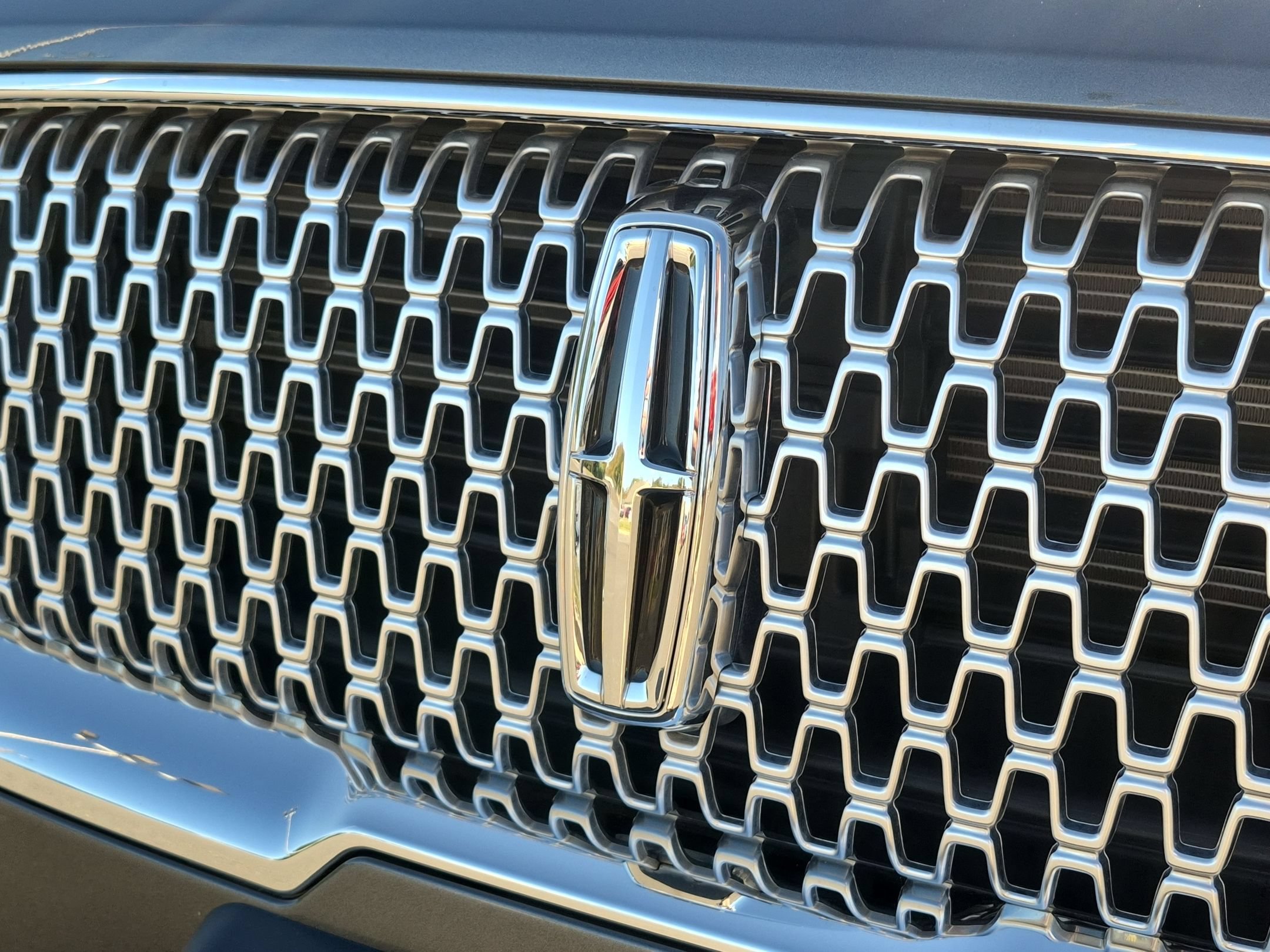 Used 2017 Lincoln Continental Select AWD/4WD image 30