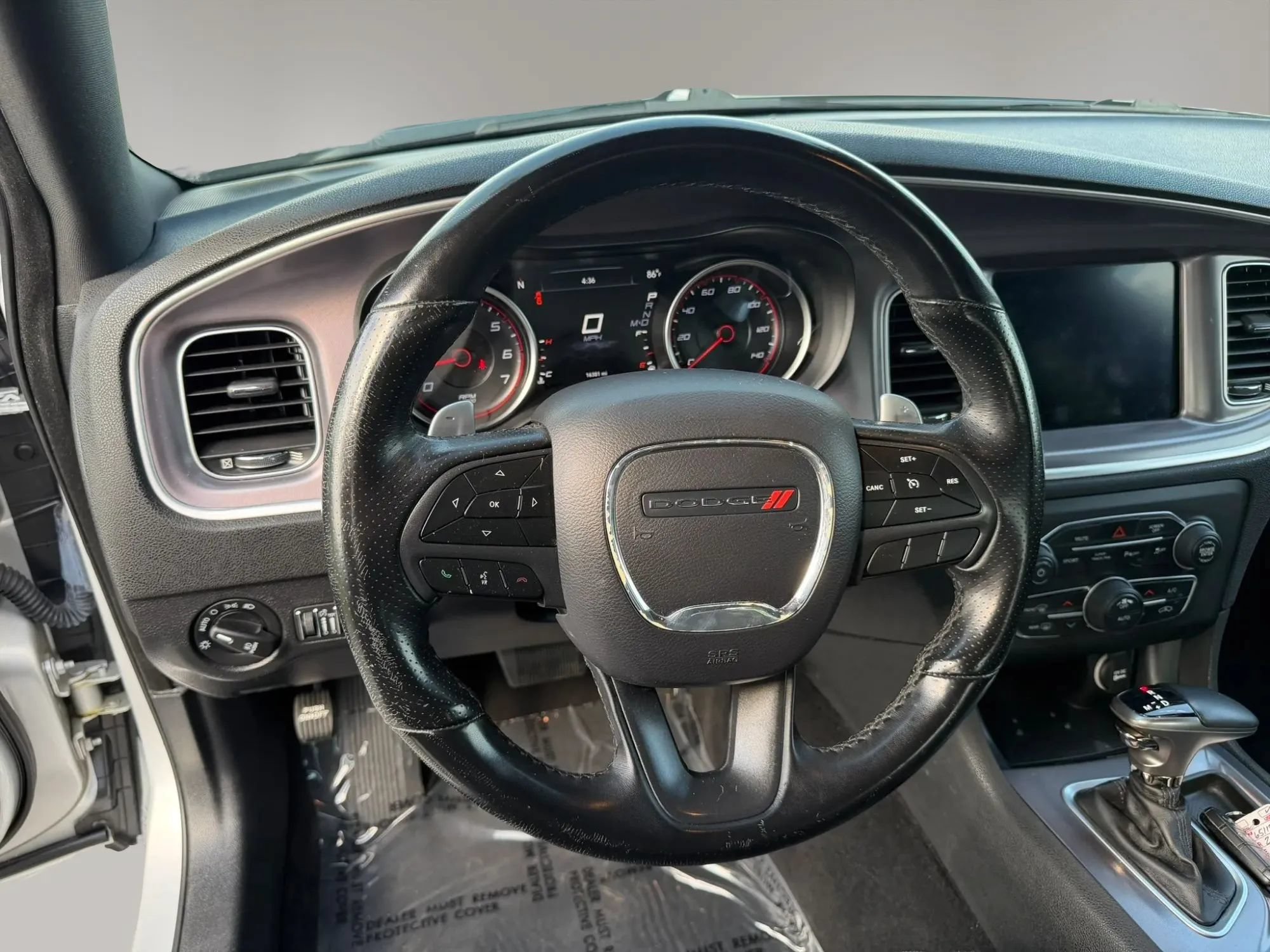Used 2019 Dodge Charger SXT AWD/4WD image 14