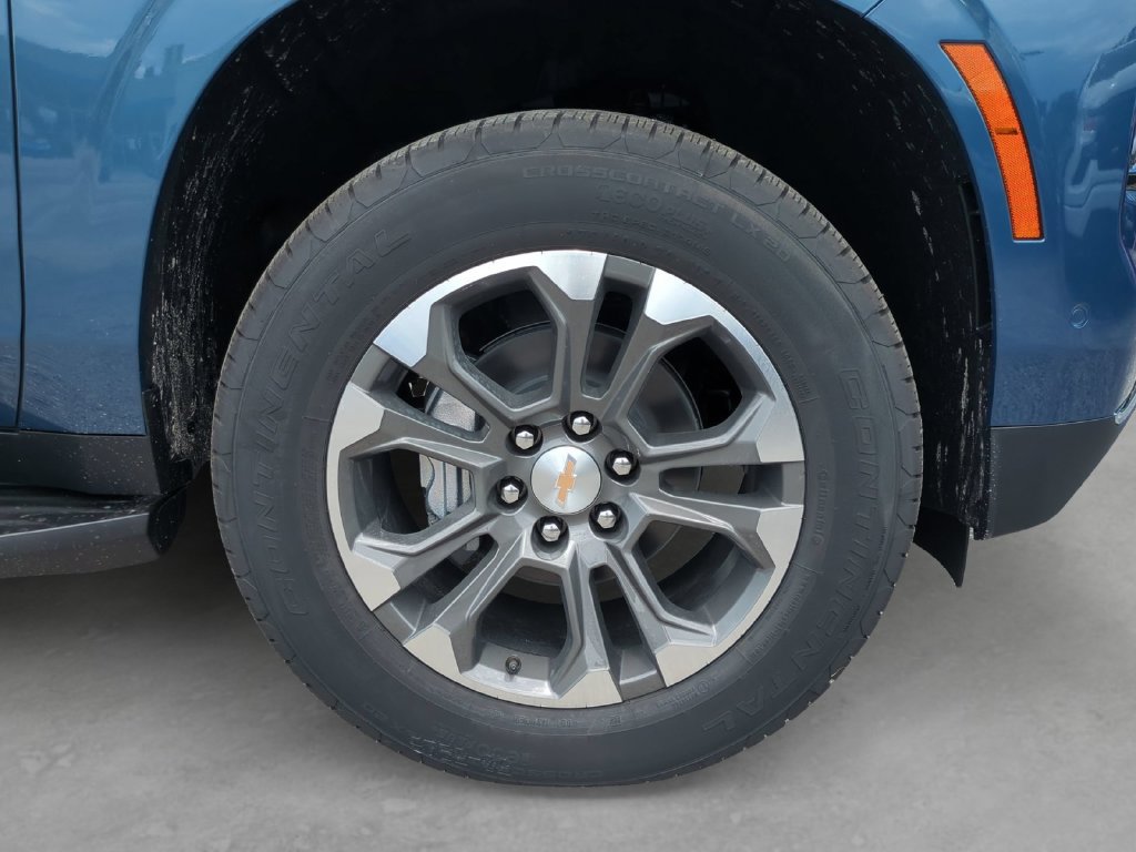 New 2026 Chevrolet Suburban LT w/ Comfort Package RWD image 11