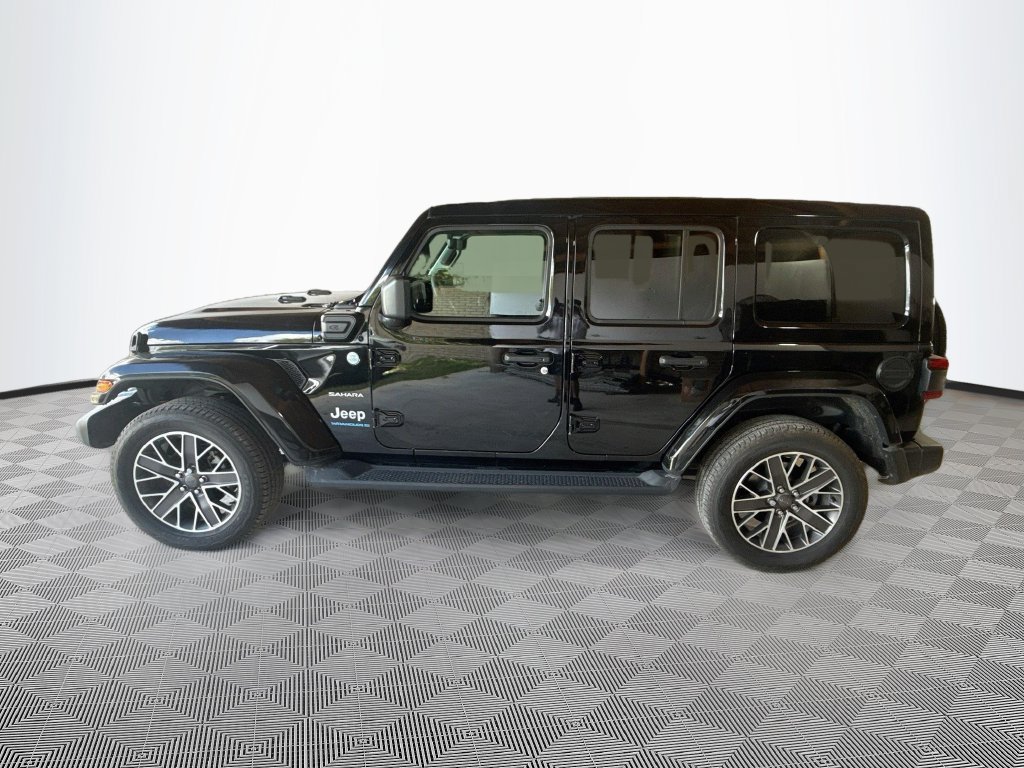 Certified 2023 Jeep Wrangler Unlimited Sahara w/ Cold Weather Group AWD/4WD image 5