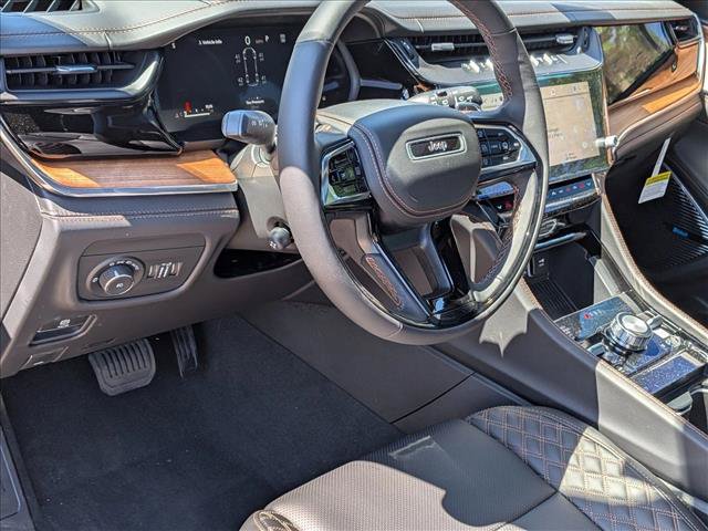 New 2026 Jeep Grand Cherokee L Summit w/ Obsidian Package AWD/4WD video 3