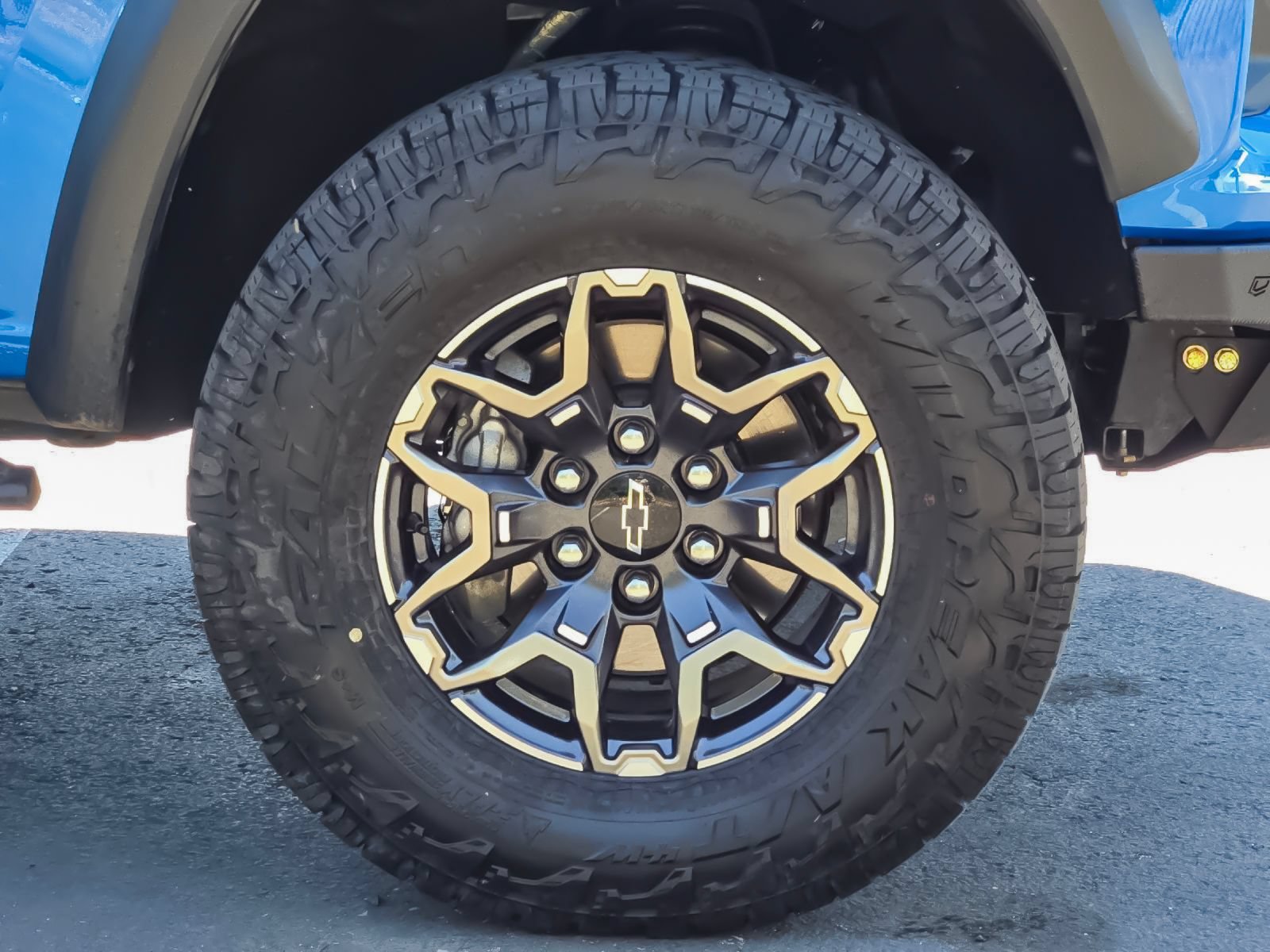 Used 2023 Chevrolet Colorado ZR2 w/ ZR2 Convenience Package III AWD/4WD image 24