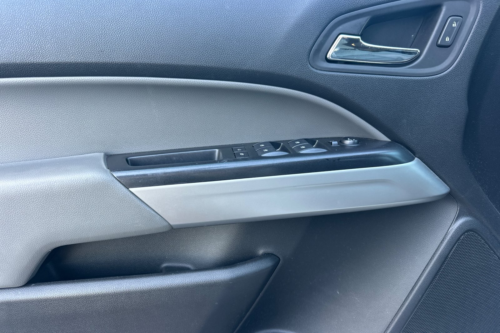 Used 2019 Chevrolet Colorado LT AWD/4WD image 11