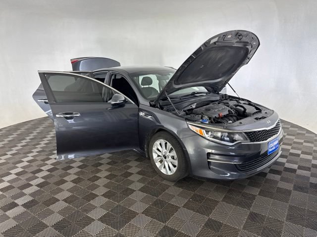 Used 2017 Kia Optima LX w/ Option Group 014 FWD image 16