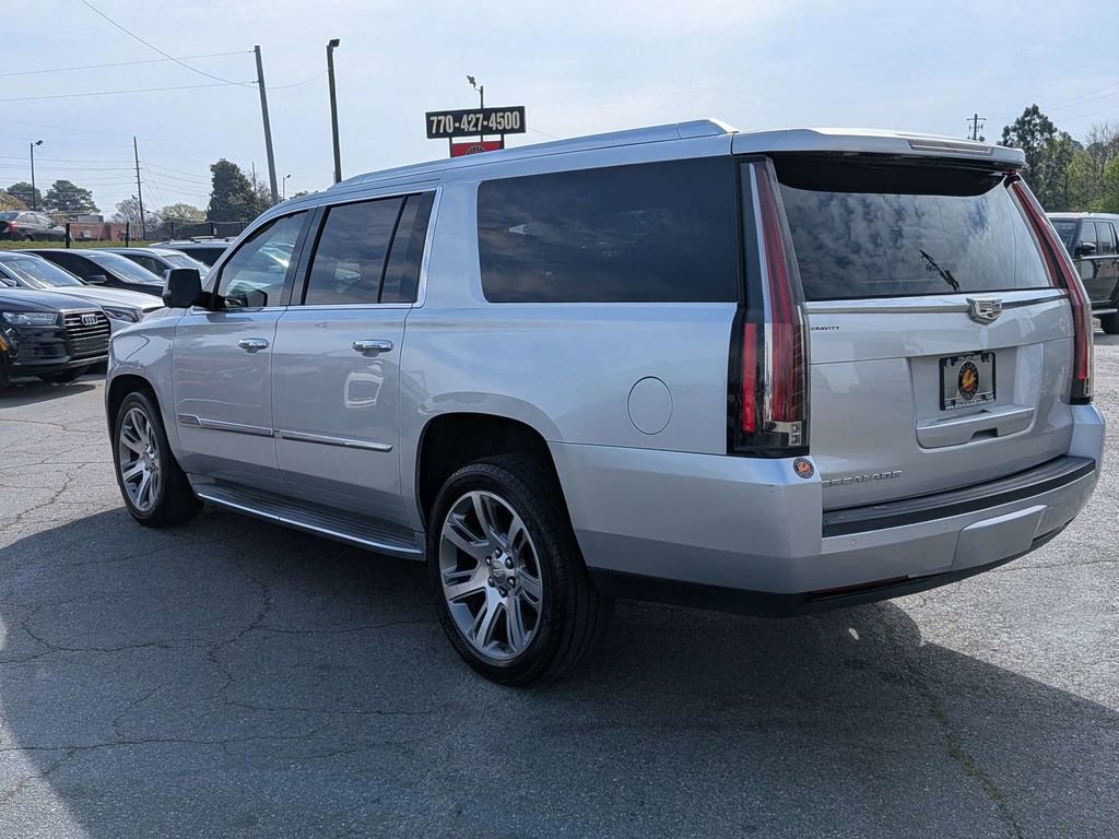 Used 2015 Cadillac Escalade ESV Luxury image 8