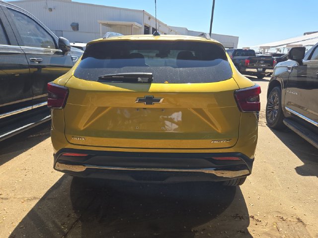 Used 2024 Chevrolet Trax ACTIV w/ Driver Confidence Package FWD image 4