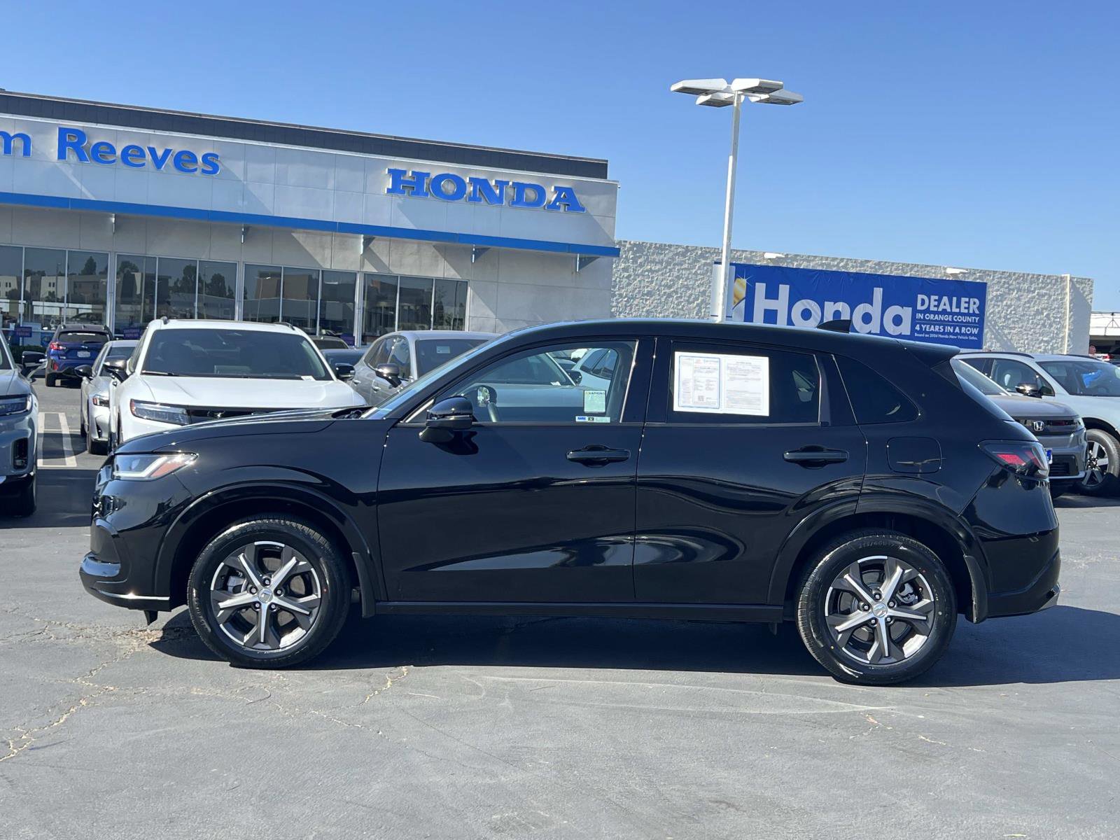 Certified 2024 Honda HR-V EX-L image 2