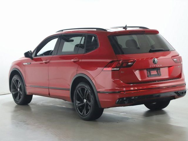 Used 2024 Volkswagen Tiguan SE R-Line image 42