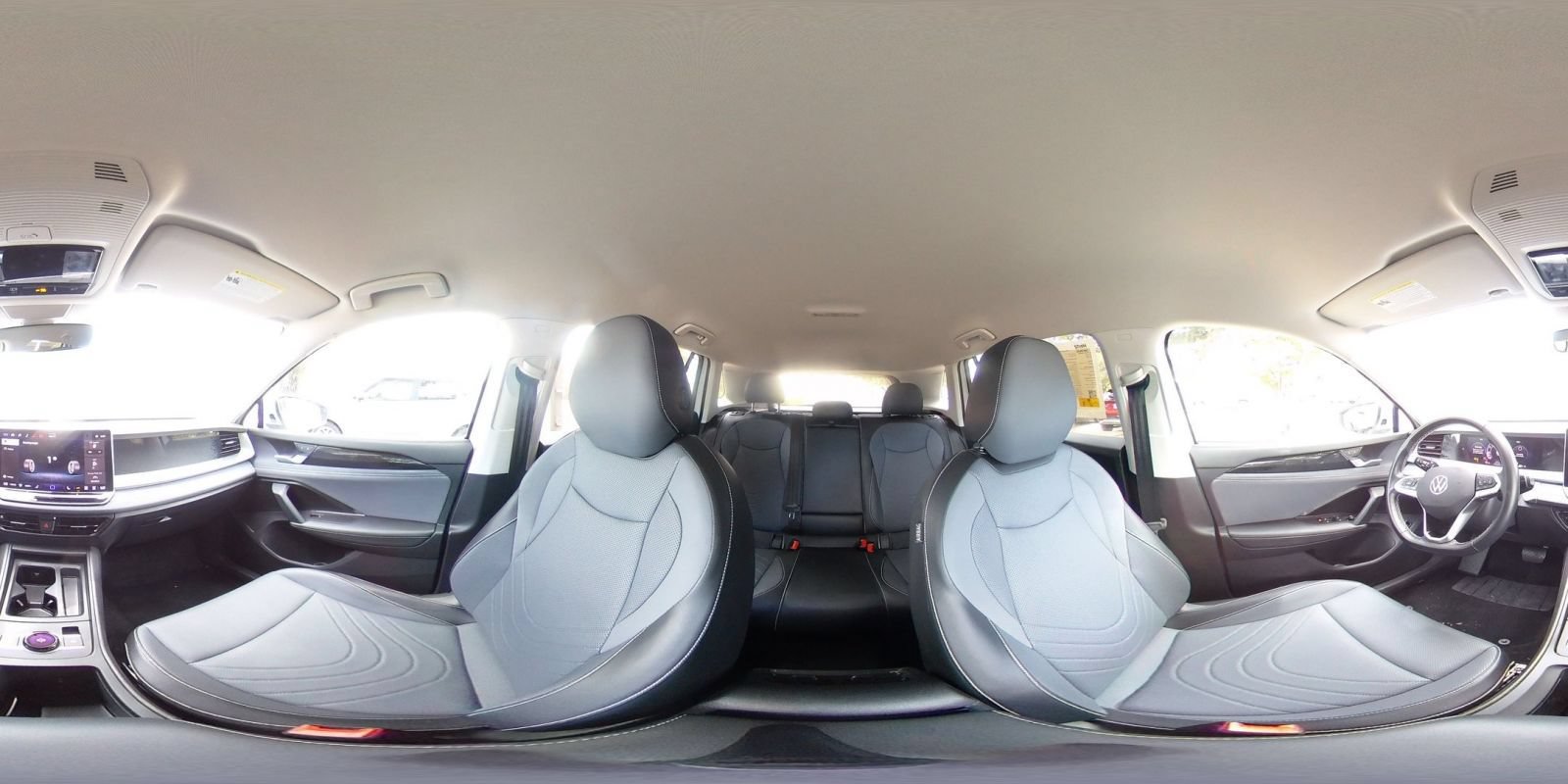 Used 2026 Volkswagen Tiguan SE AWD/4WD image 43