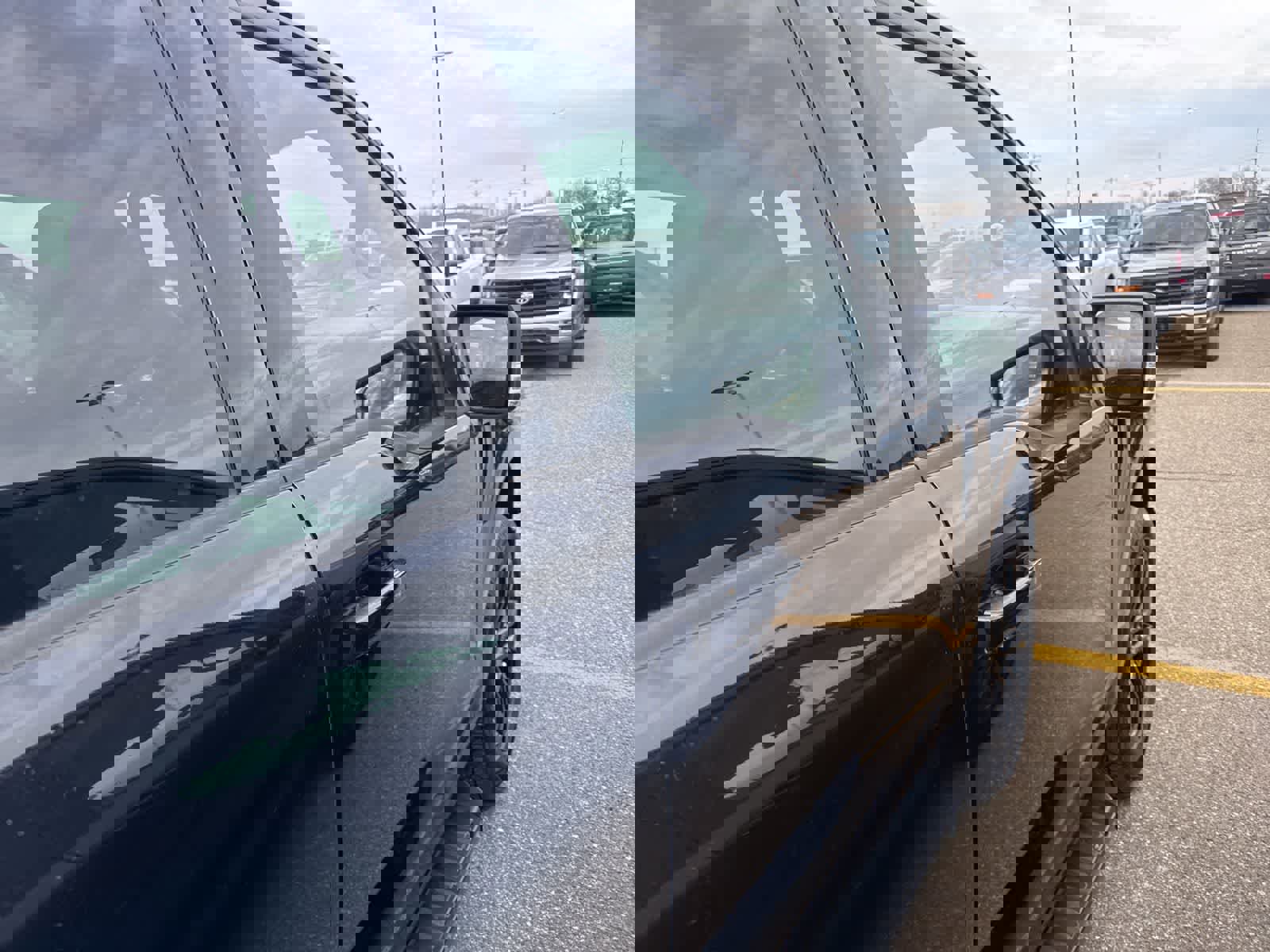 New 2026 Ford F150 XLT w/ Equipment Group 302A MID image 8