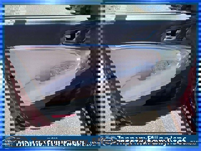 Used 2025 Genesis G70 2.5T w/ Sport Prestige Package image 16