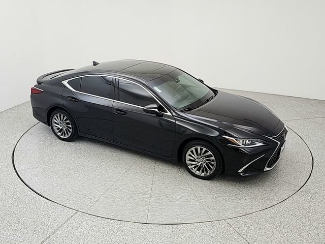 Used 2025 Lexus ES 300h w/ Accessory Package (Z2) FWD image 15