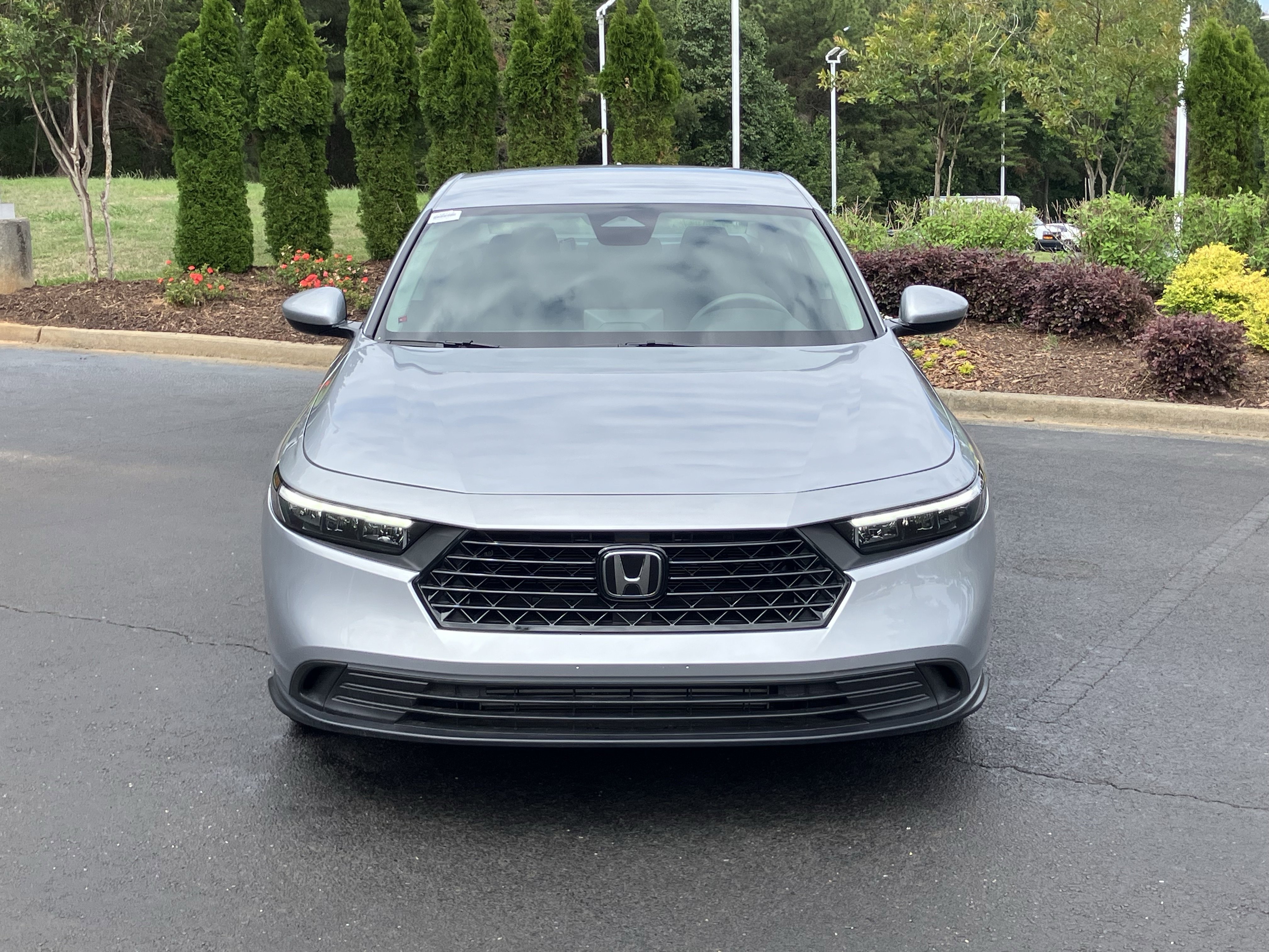 Used 2025 Honda Accord LX image 3