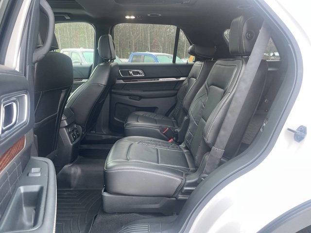 Used 2018 Ford Explorer Platinum image 48