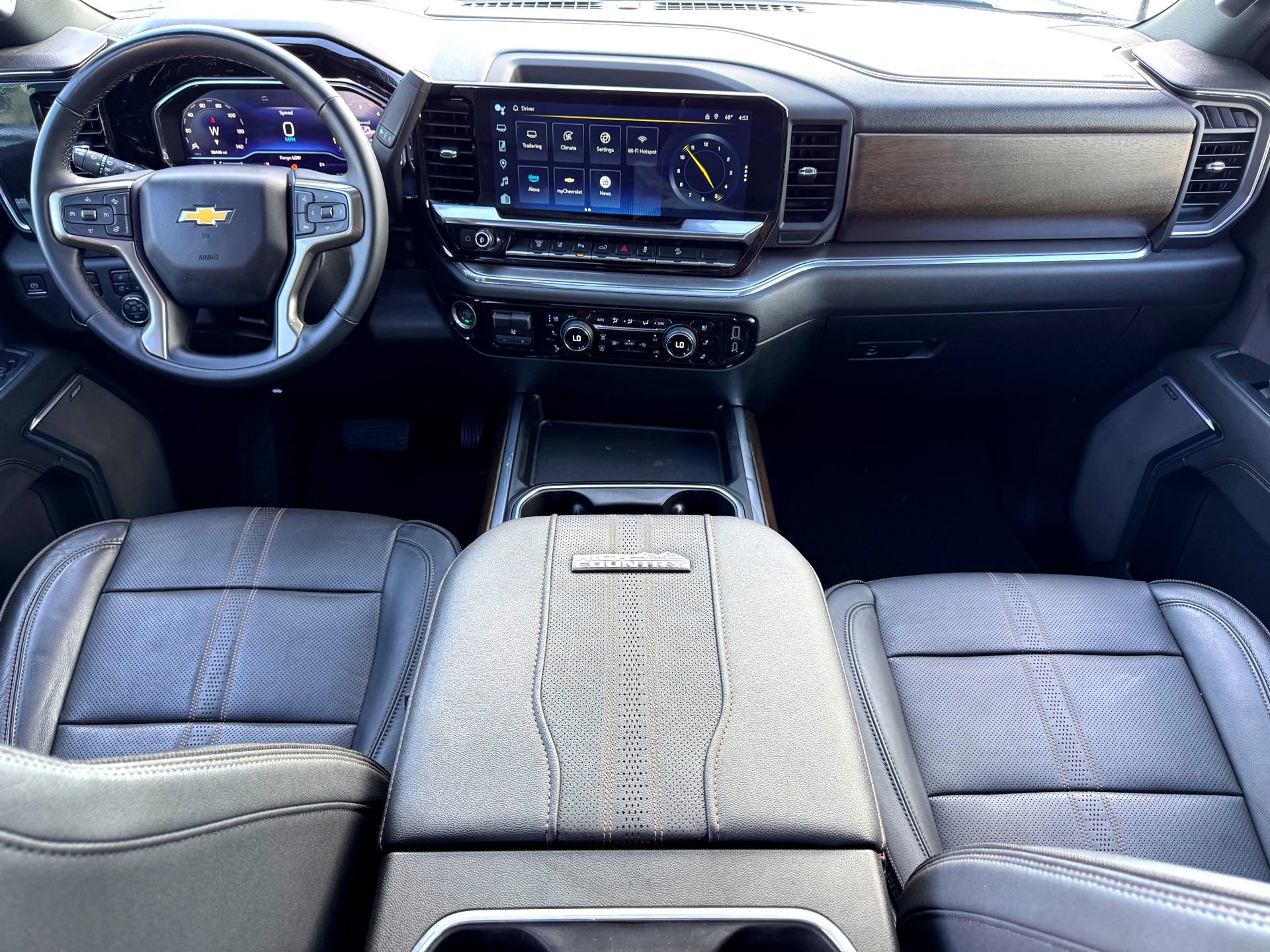 Used 2024 Chevrolet Silverado 2500 High Country w/ Technology Package image 22