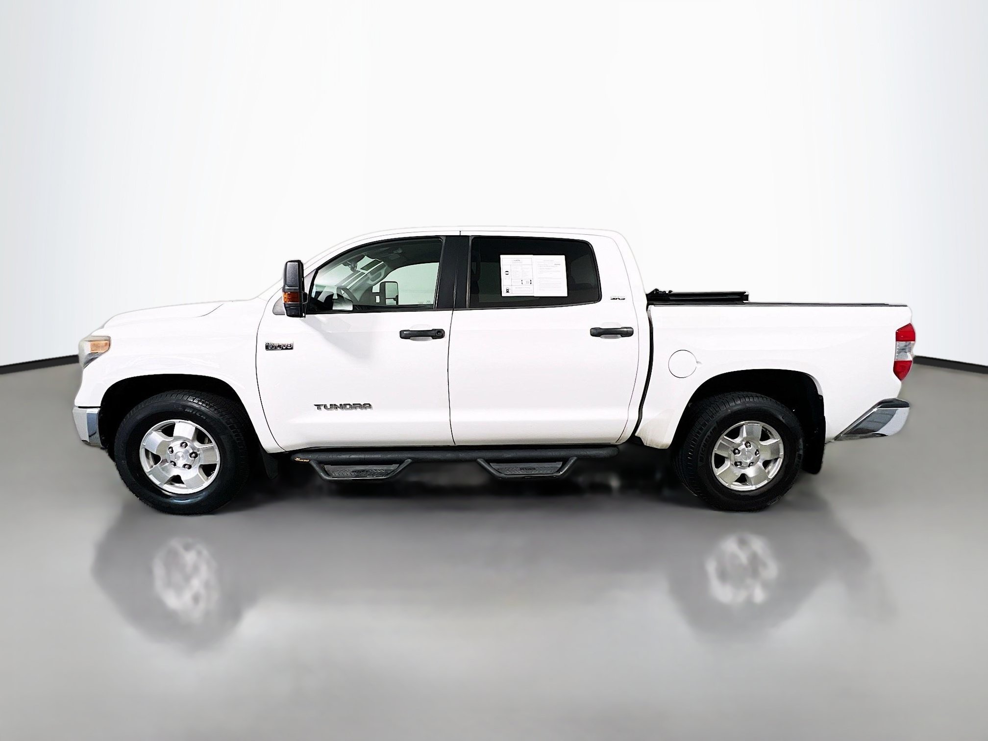 Used 2018 Toyota Tundra SR5 w/ SR5 Upgrade Package AWD/4WD image 8