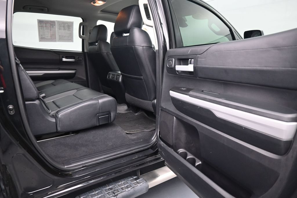 Used 2019 Toyota Tundra Limited w/ Limited Premium Package AWD/4WD image 11