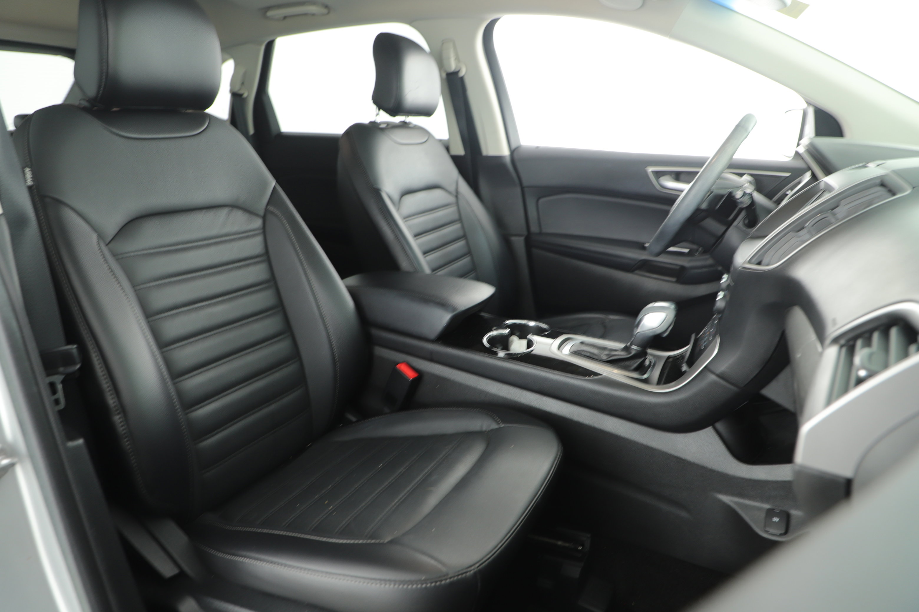 Used 2018 Ford Edge SEL w/ Equipment Group 201A image 17