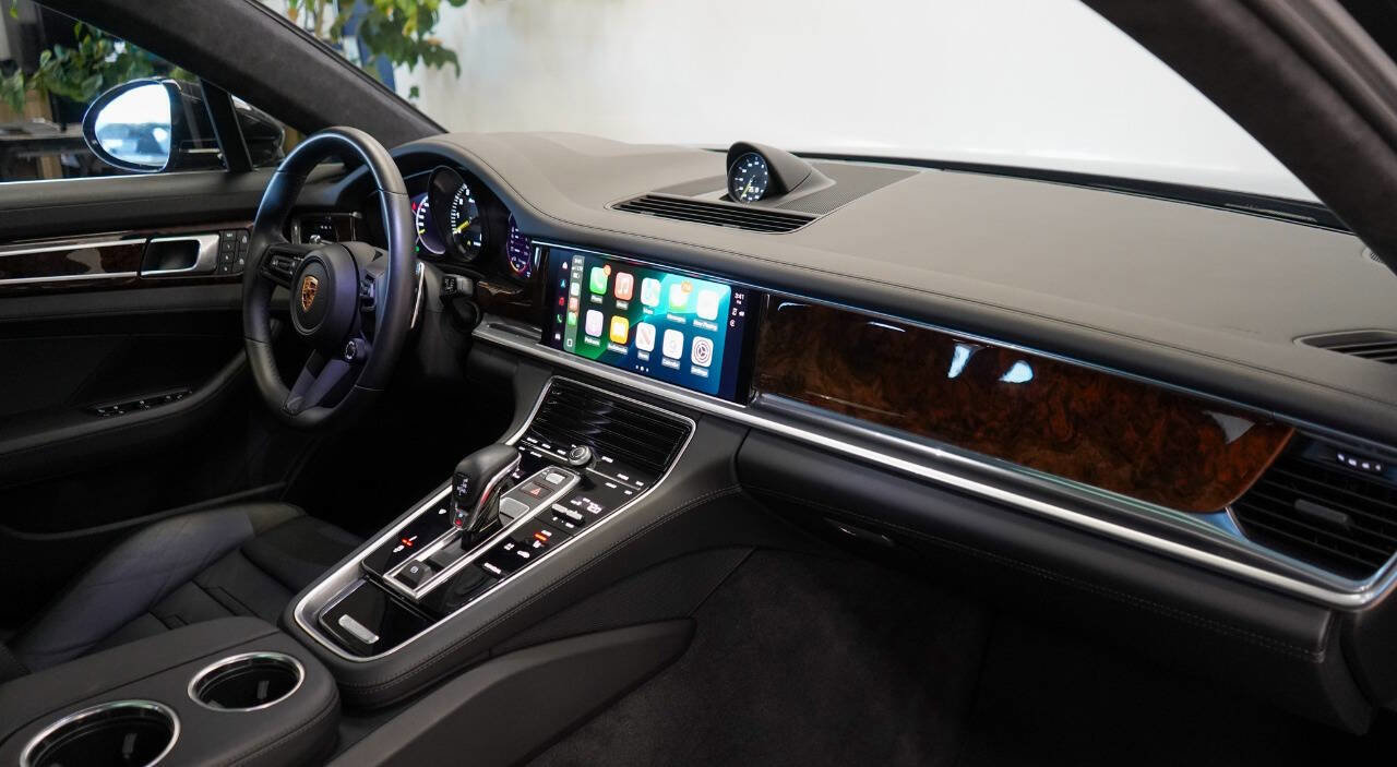 Used 2023 Porsche Panamera Turbo S image 67