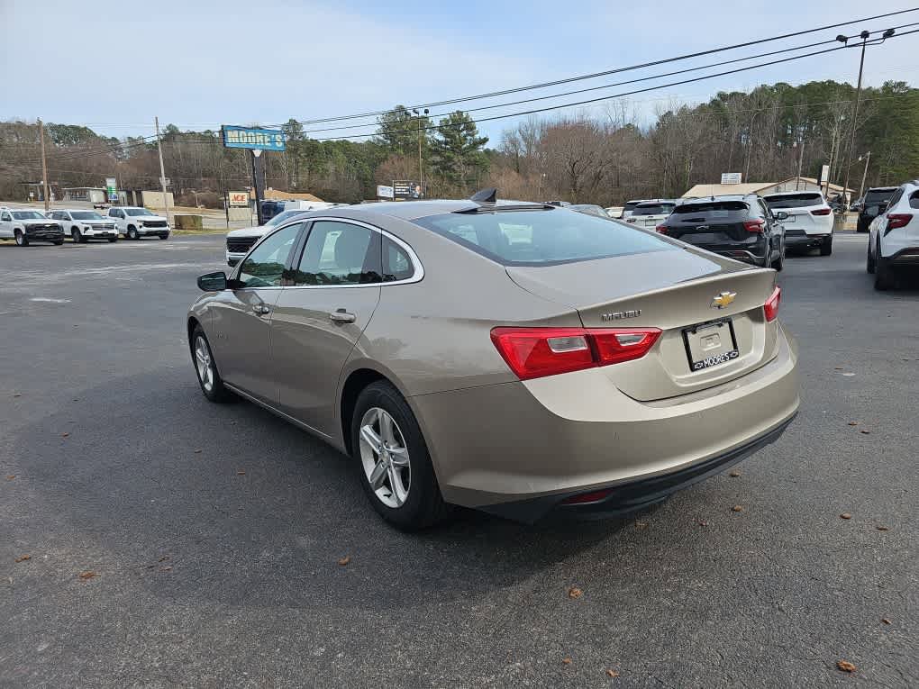 Used 2022 Chevrolet Malibu LS w/ Driver Confidence Package II FWD image 4