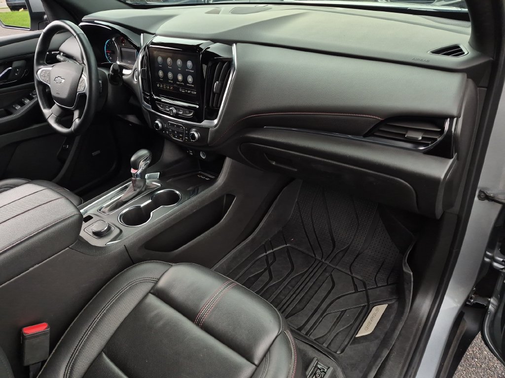 Certified 2023 Chevrolet Traverse RS w/ LPO, Floor Liner Package AWD/4WD image 28