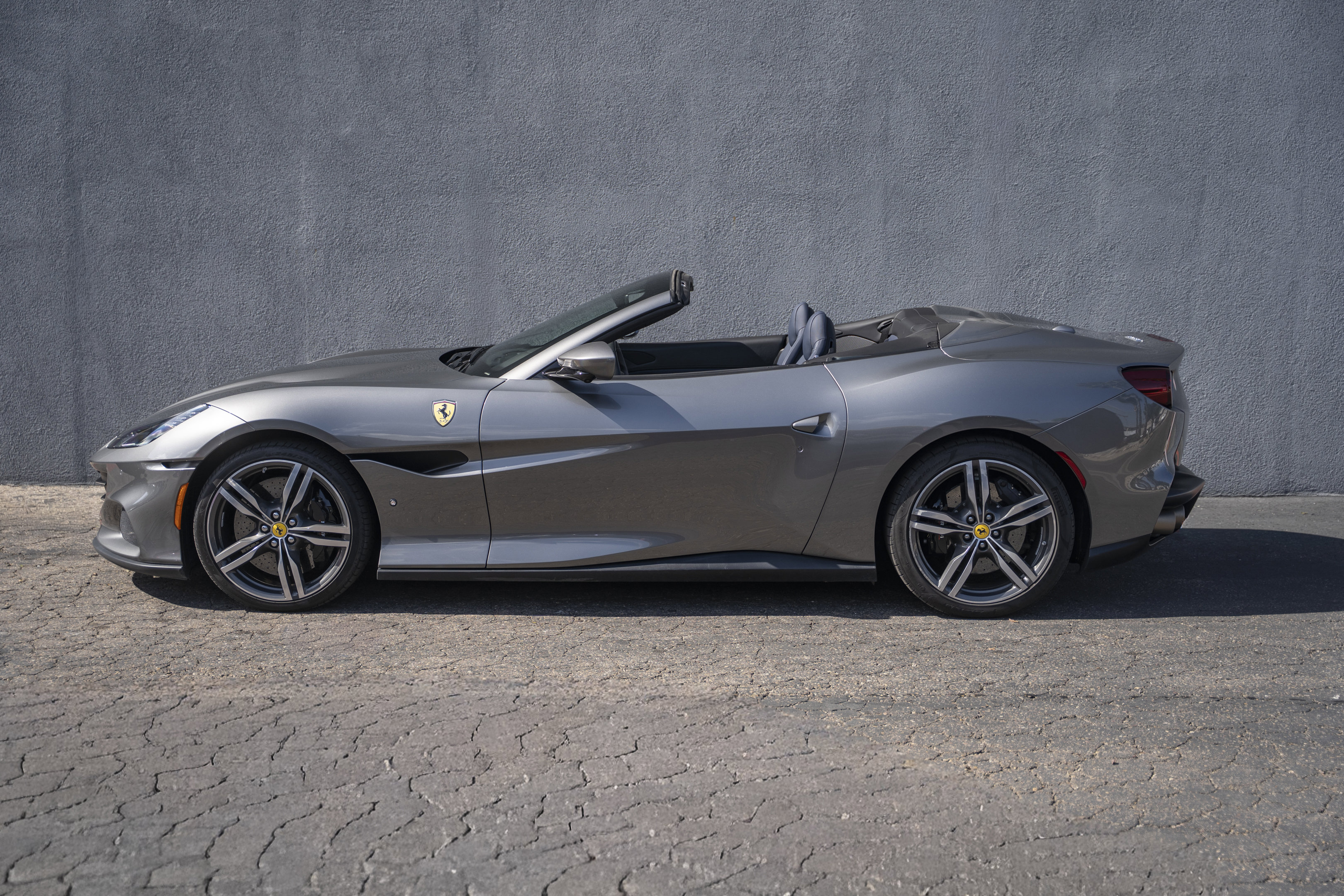 Used 2022 Ferrari Portofino M image 2