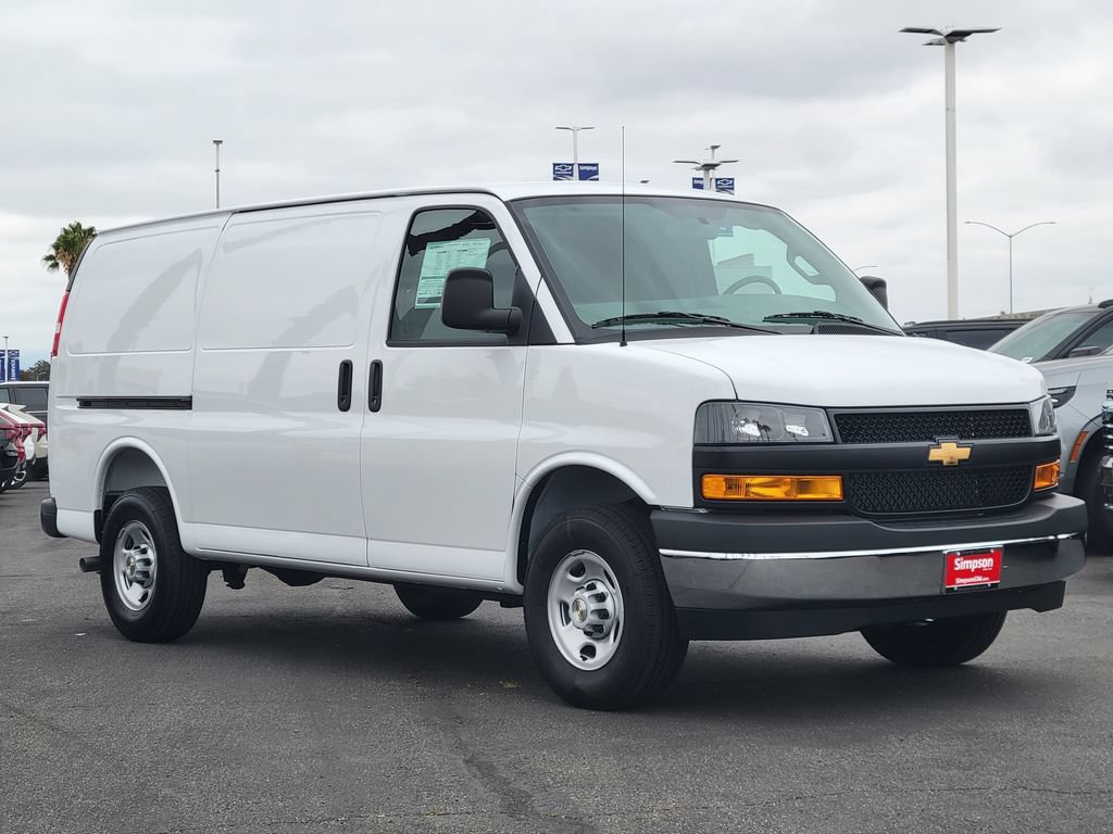 New 2026 Chevrolet Express 2500 w/ Driver Convenience Package RWD image 23