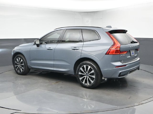 Used 2024 Volvo XC60 B5 Core w/ Protection Package Premier AWD/4WD image 6