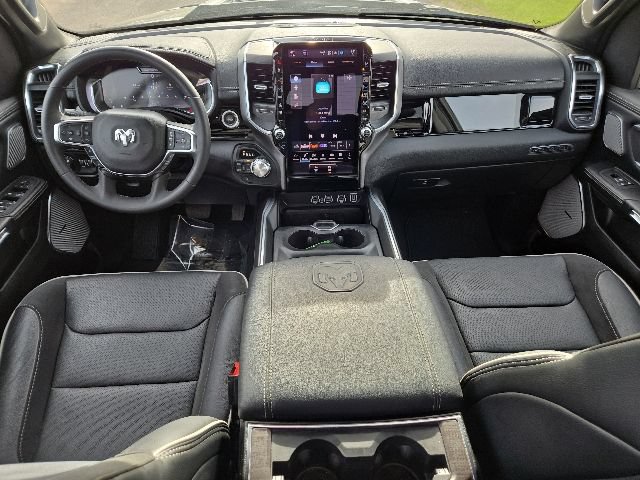 Used 2025 RAM 1500 Laramie AWD/4WD image 8