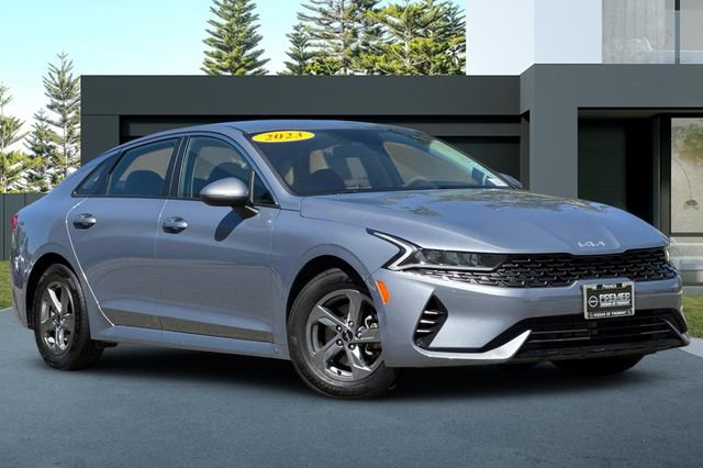Used 2023 Kia K5 LXS image 2