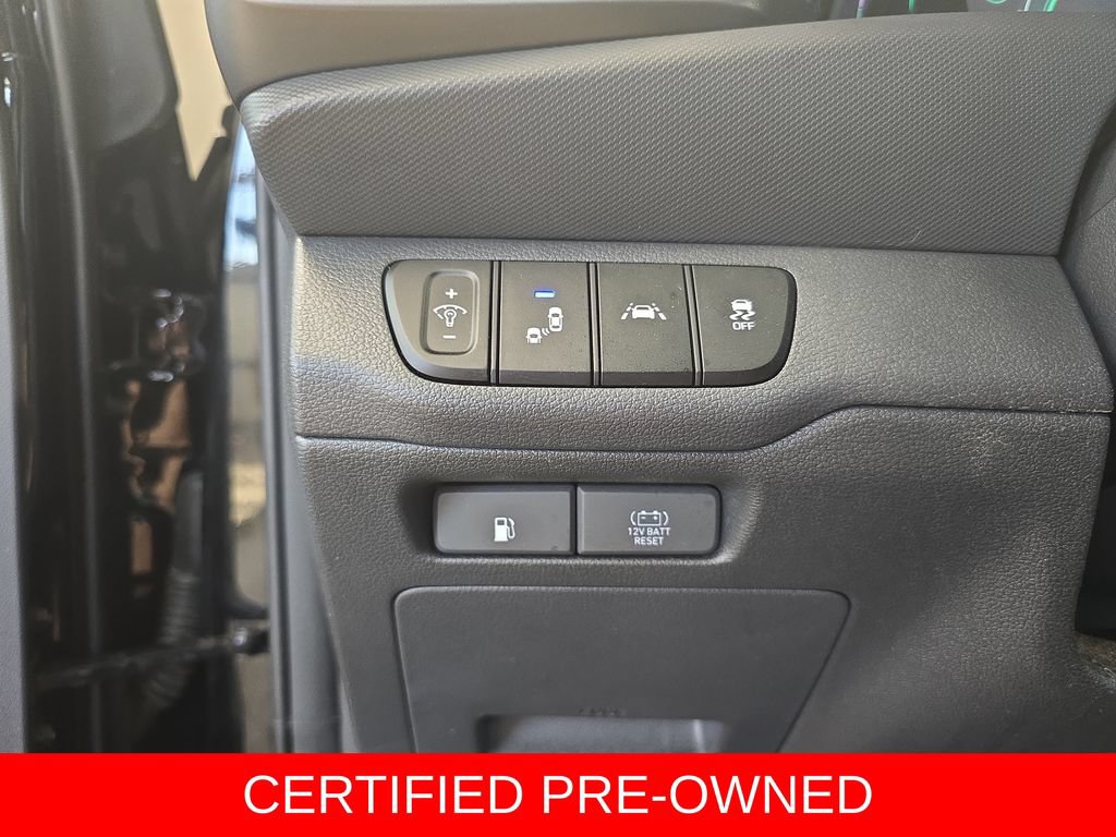 Used 2022 Hyundai Ioniq SEL FWD image 27