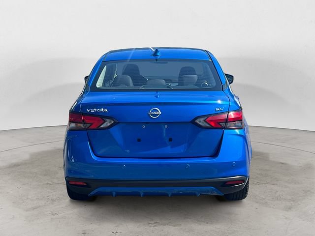 Used 2024 Nissan Versa SV FWD image 4