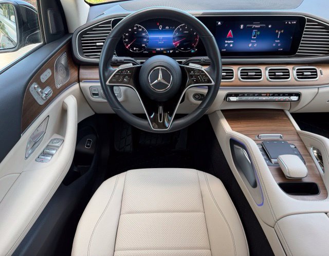Certified 2024 Mercedes-Benz GLE 450 4MATIC image 12